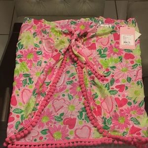 Lilly Pulitzer Daphne Sarong “Lucky in Love”